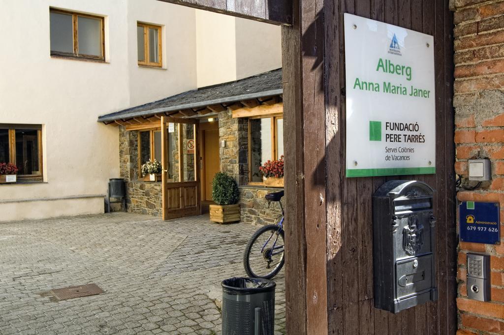 Alberg Anna Maria Janer Льивия Экстерьер фото